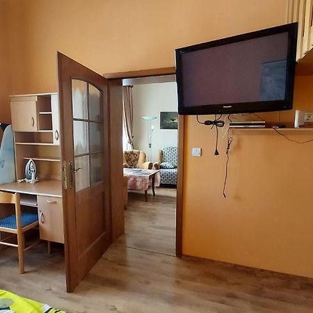 Apartment Ferdinand كارلوفي فاري المظهر الخارجي الصورة